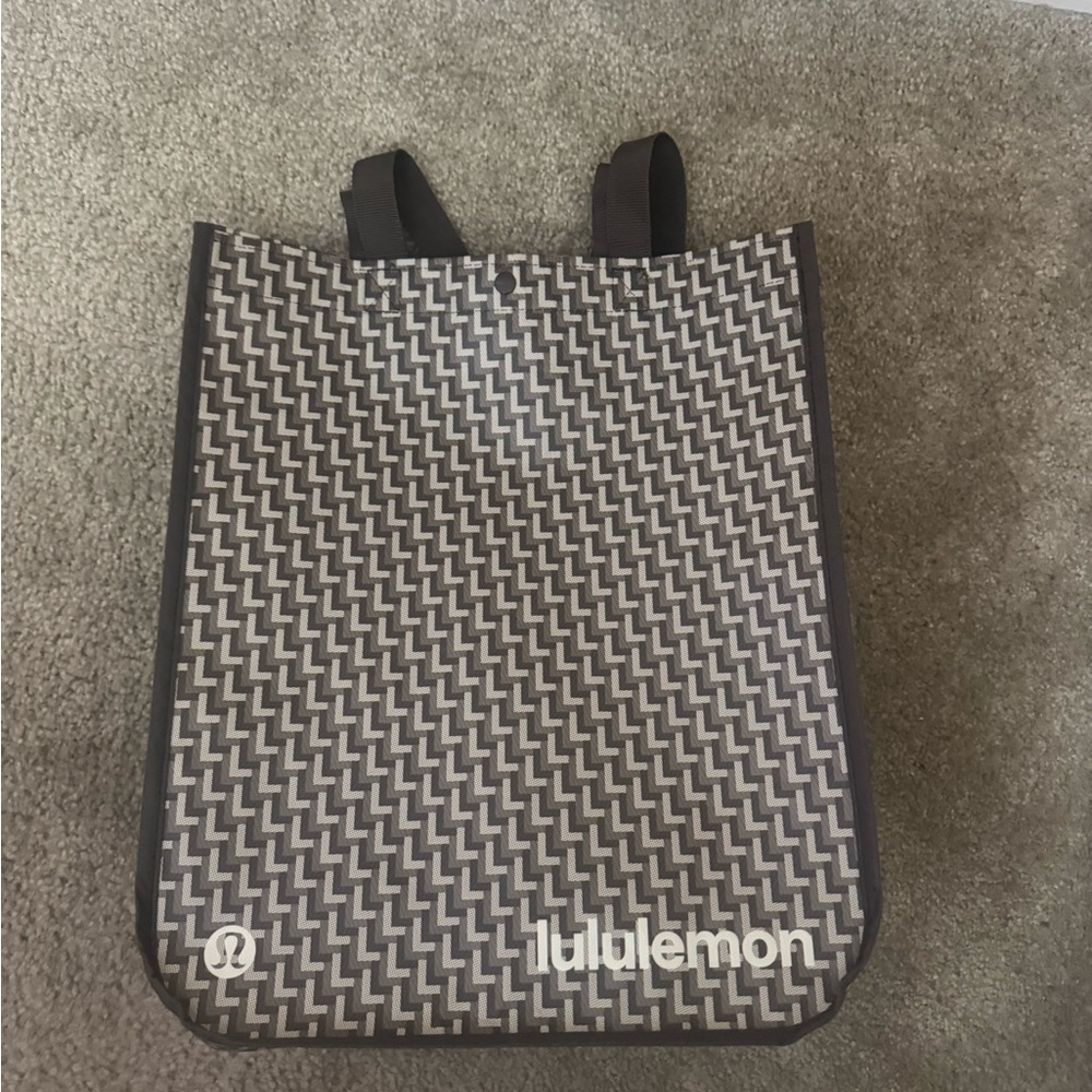 lululemon athletica Black and White large reusable shopping tote bag